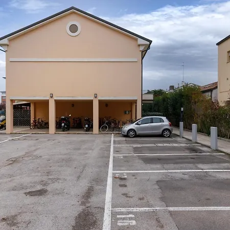 Elly's Parcheggio Privato Apartamento Ravena
