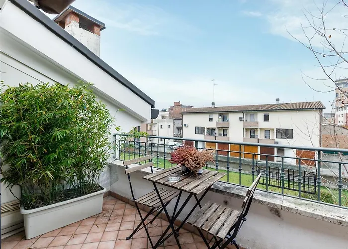 Elly's Parcheggio Privato *